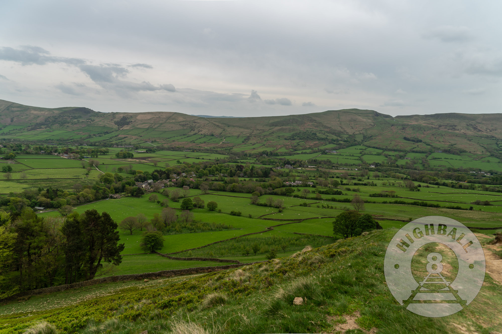 Looking south over the Vale of Edale from the southeast corner of Kinder Scout, Peak District, Derbyshire, England, UK, 2018.