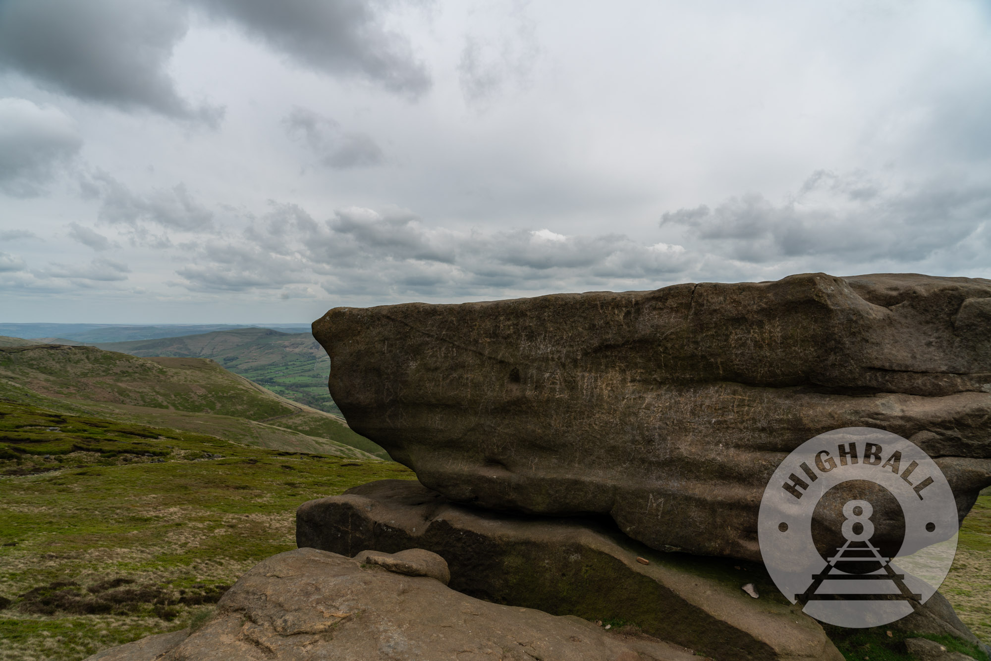 Noe's Stool, looking south over the Vale of Edale from the southeast corner of Kinder Scout, Peak District, Derbyshire, England, UK, 2018.