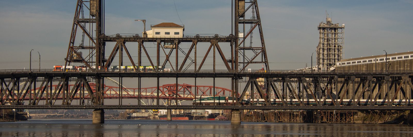 The Steel Bridge, Portland, Oregon, USA, 2013.