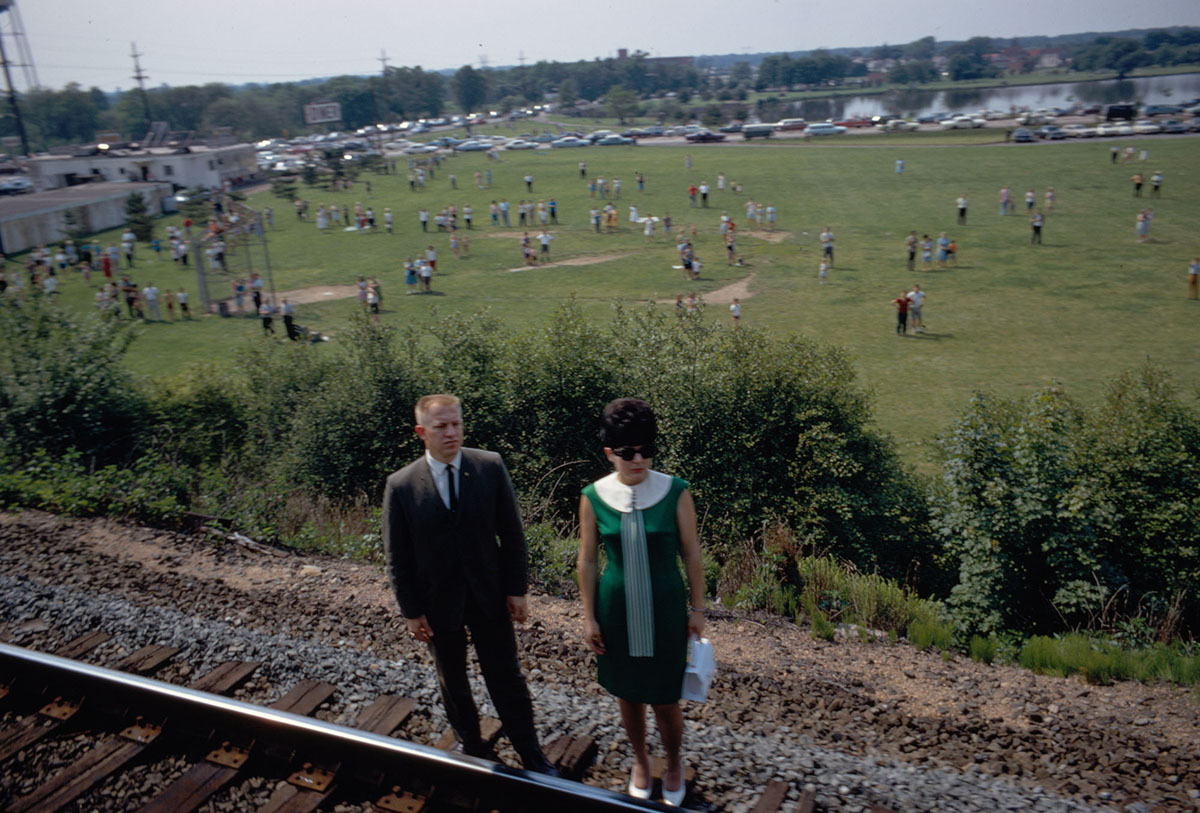 Mourners along the route of RFK's funeral train, Bristol, Pa., June 1968. From the Paul Fusco/LOOK Magazine Collection at the Library of Congress.